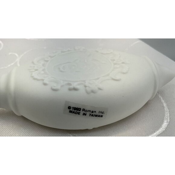 Porcelain Ornament By Roman 1982 Virgin Mary Relief Design White - Picture 4 of 5